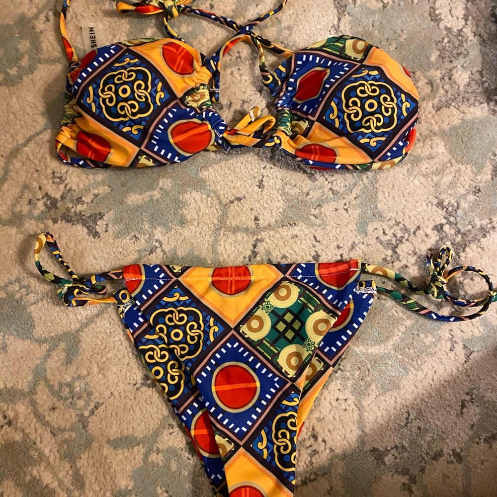 Bikini